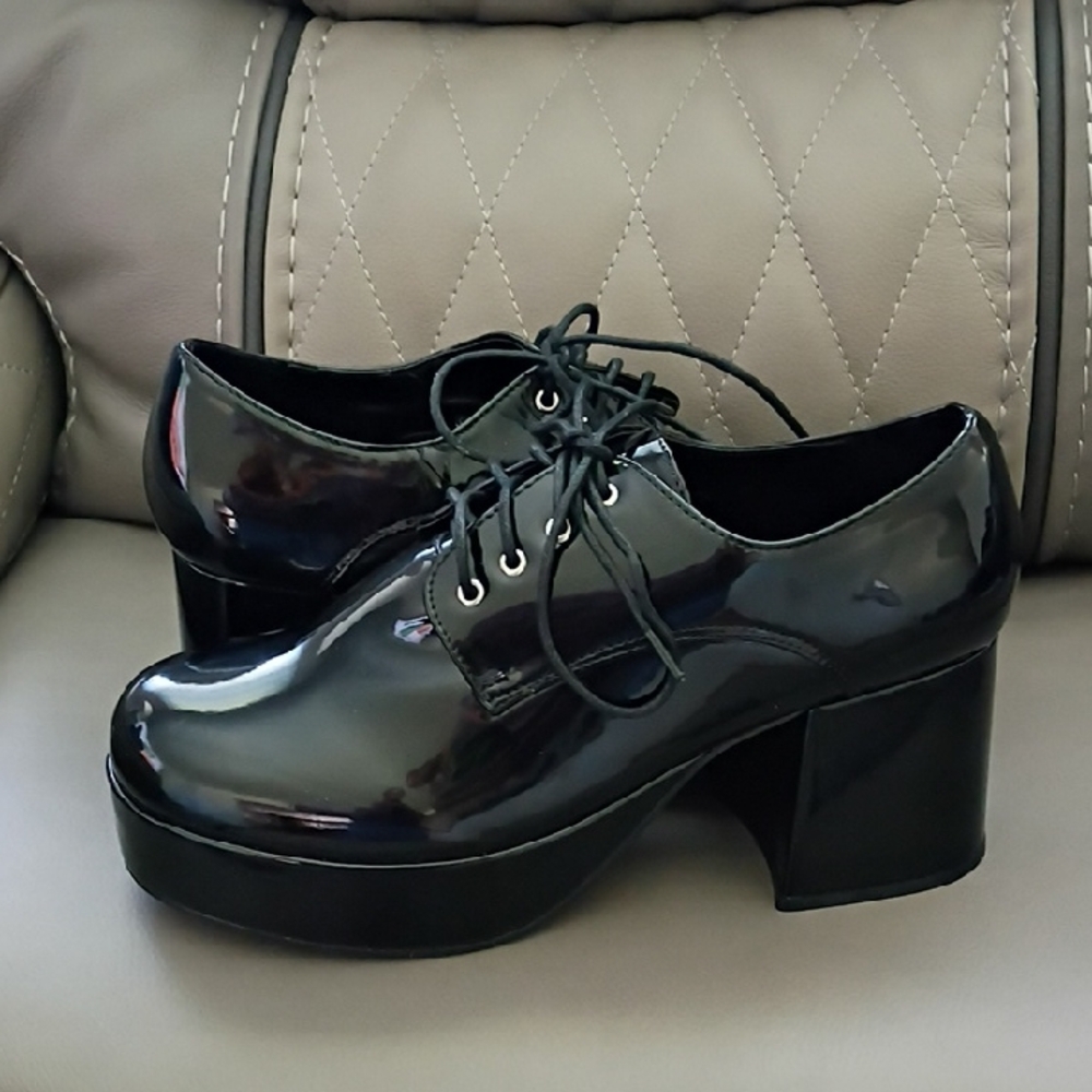 1031 Women's Faux Leather Platform Shoes
